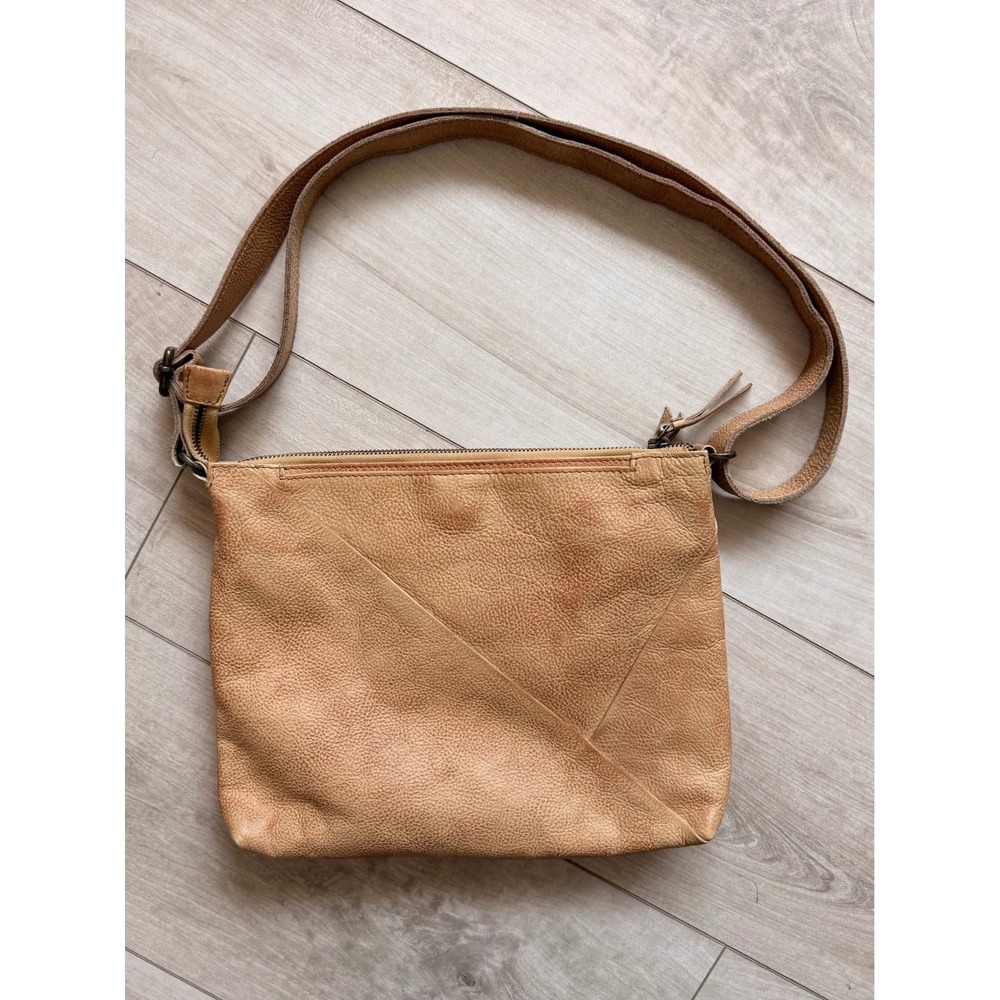Rock Paper Scissors Pebbled Leather Crossbody Bag Asymmetrical Zip EUC - Picture 7 of 10
